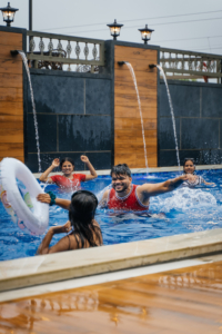 villa_in_lonavala_with_big_pool