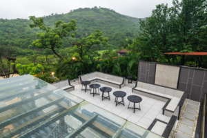 book_luxury_villa_in_pawna